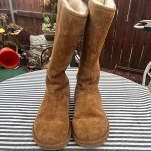 Vintage Ugg Boots Chestnut Metal Plate Size 8